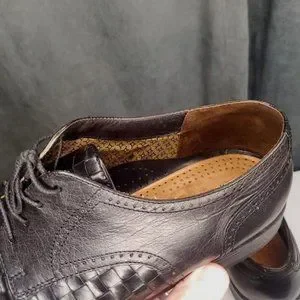 Meltonian Black Leather Dress Shoes Woven US Men\'s 10 Right Shoe Wide, Left M Shoes | Meltonian Black Leather Dress Shoes Woven Us Mens 1  main image 3